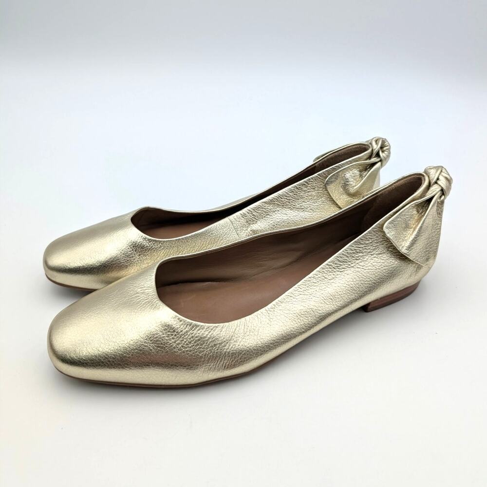 Bernardo Eloise Bow Flat Shoes Women's Metallic Champagne Size US7.5M EU37.5